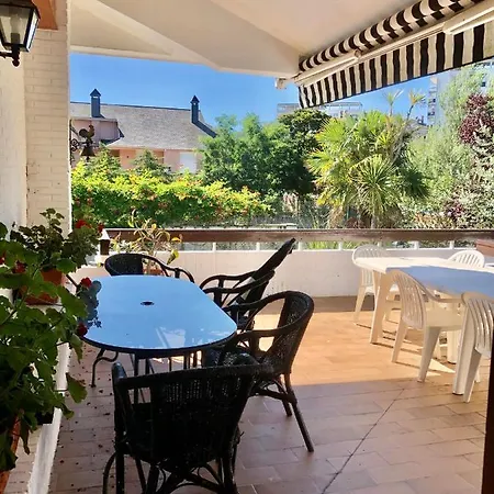 Chalet Al Lado De La Playa Con Piscina Privada, Jardin Y Barbacoa, Fronton, 6 Habitaciones Laredo Exterior photo
