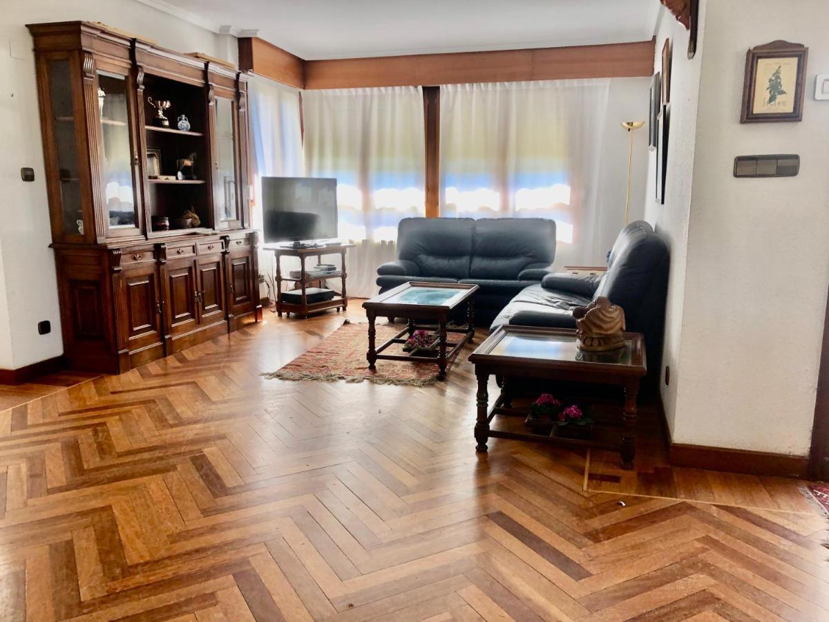 Casa de vacances Al Lado De La Playa Con Piscina Privada, Jardin Y Barbacoa, Fronton, 6 Laredo