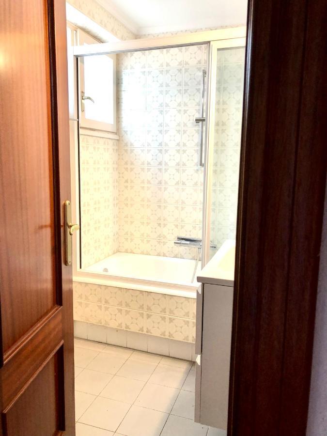 Al Lado De La Playa Con Piscina Privada, Jardin Y Barbacoa, Fronton, 6 *