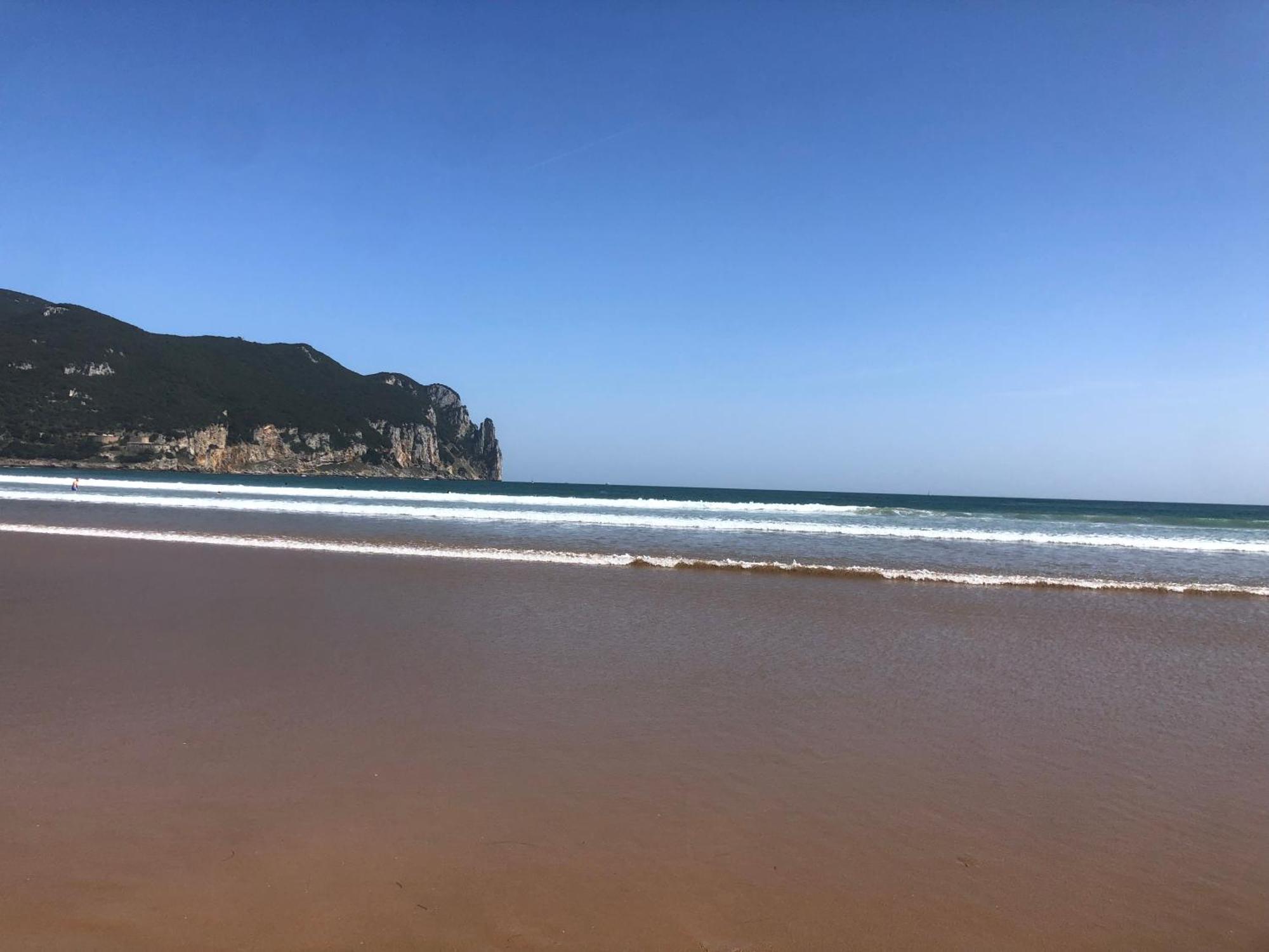 Al Lado De La Playa Con Piscina Privada, Jardin Y Barbacoa, Fronton, 6 * Laredo