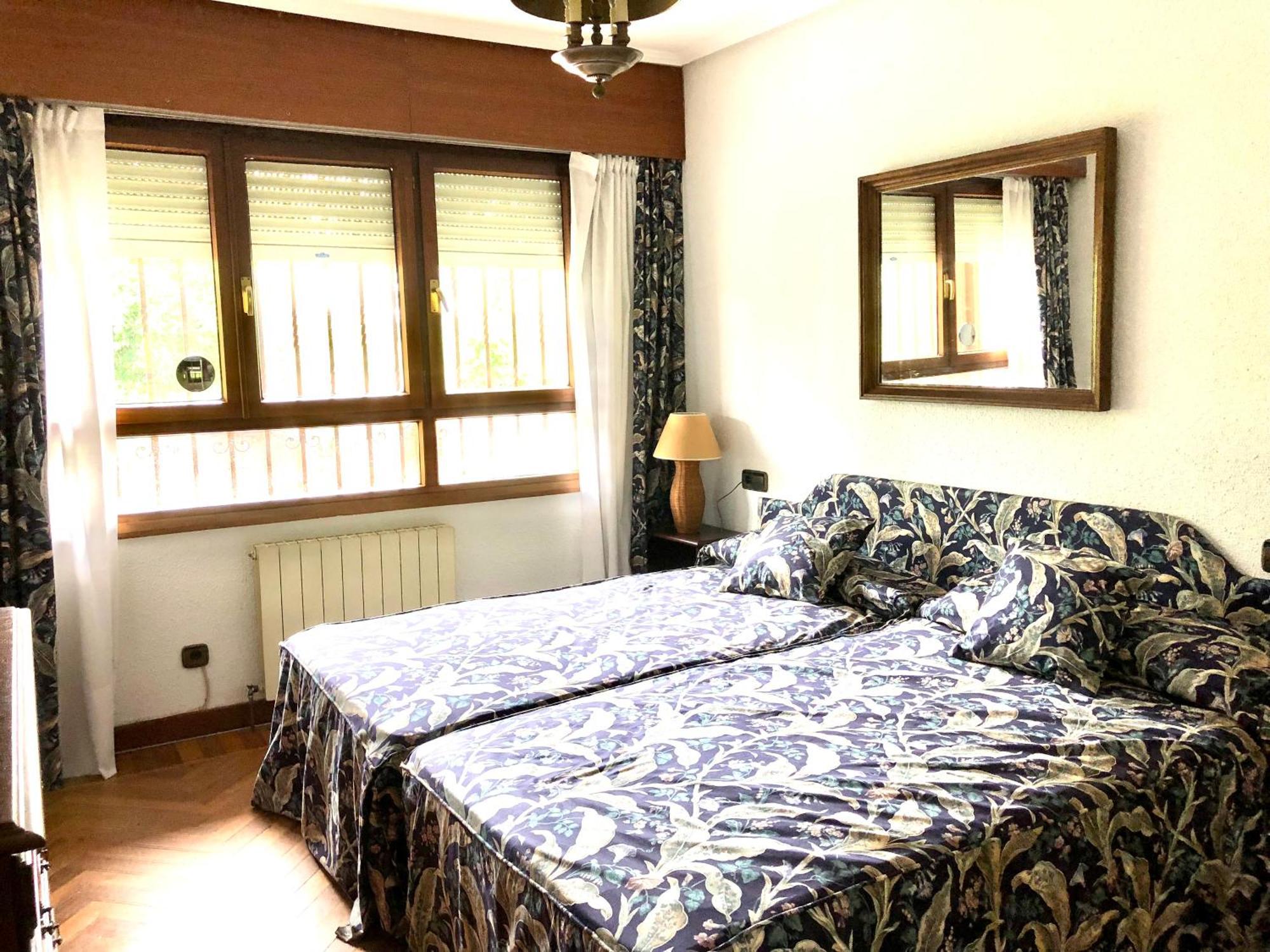 Al Lado De La Playa Con Piscina Privada, Jardin Y Barbacoa, Fronton, 6