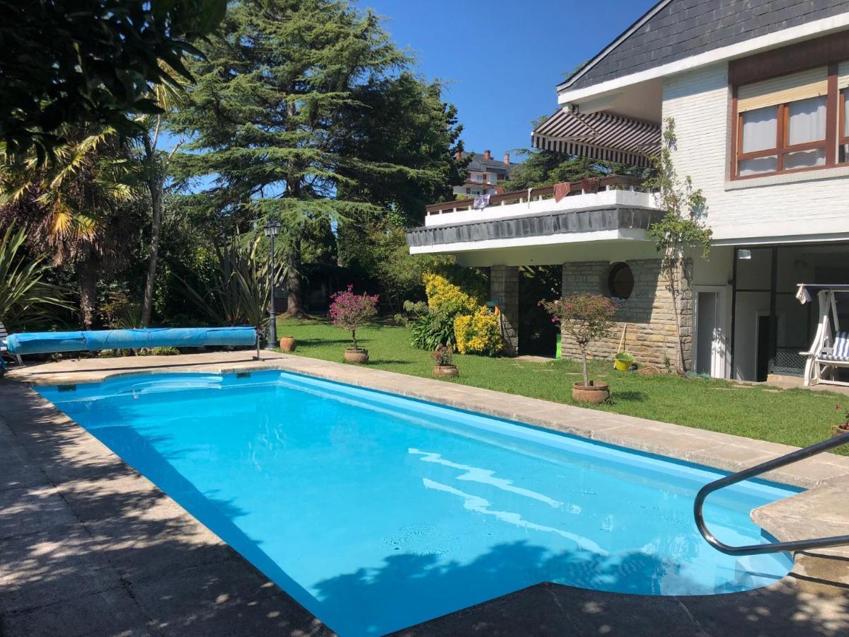 Al Lado De La Playa Con Piscina Privada, Jardin Y Barbacoa, Fronton, 6 *